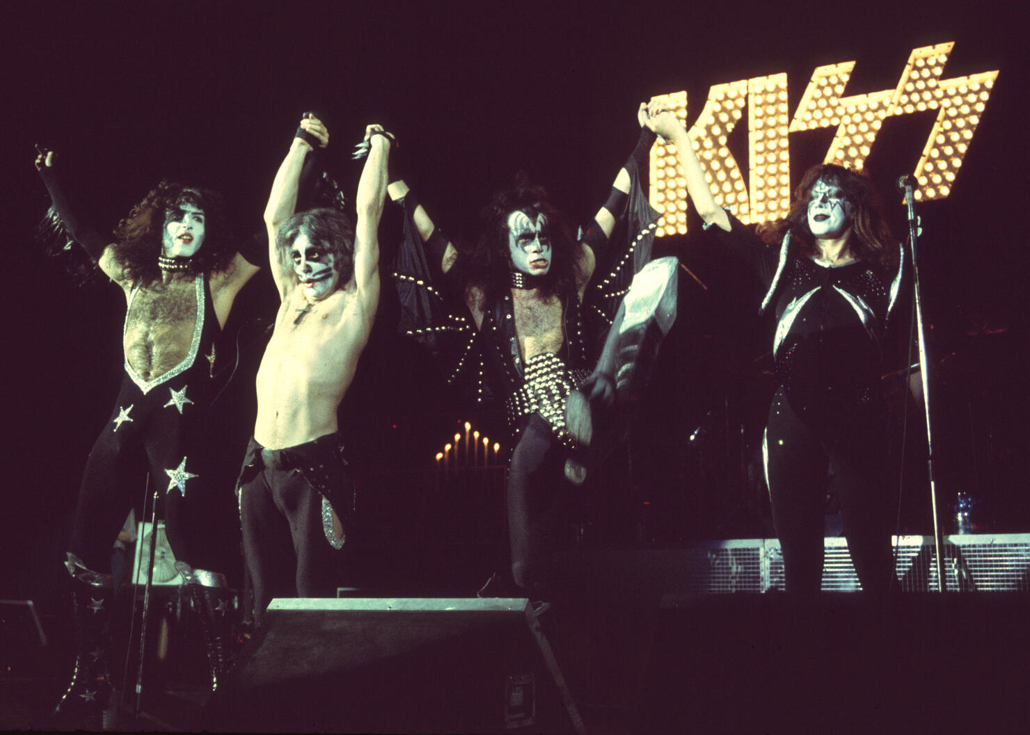 Kiss File Photos