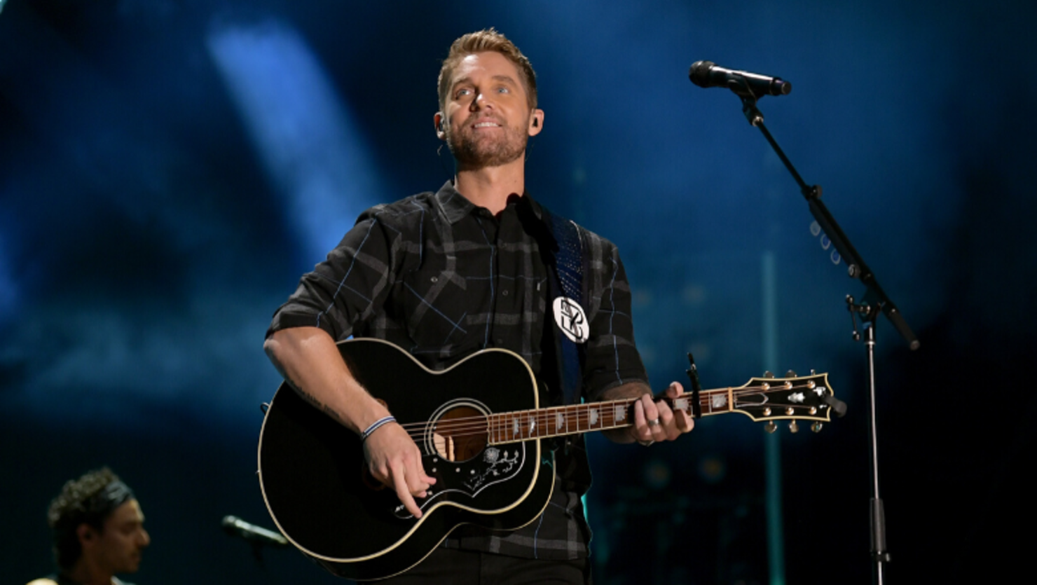 Brett Young Quarantined On Tour Bus, In His Driveway
