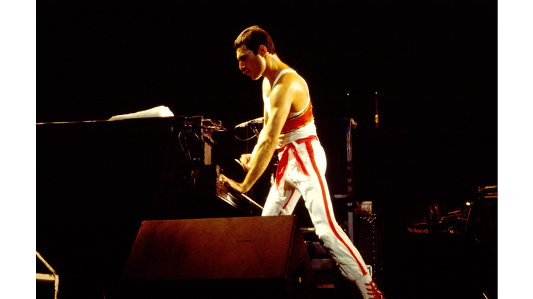 Queen Onstage At Byrne Arena