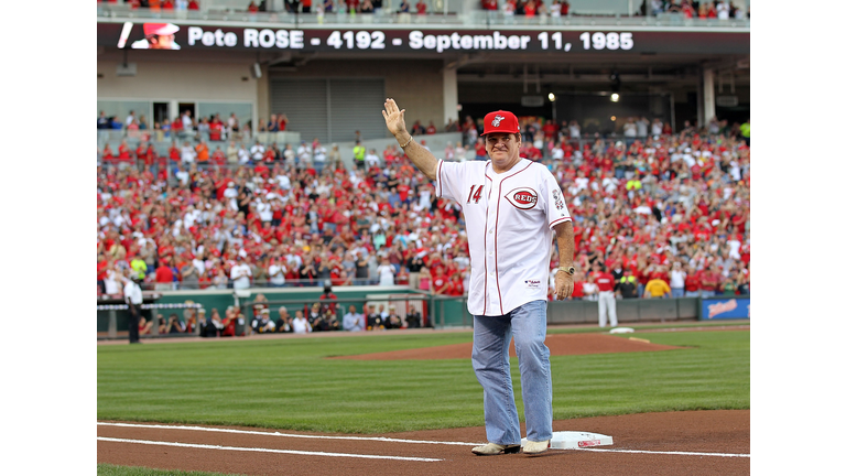 Pittsburgh Pirates v Cincinnati Reds