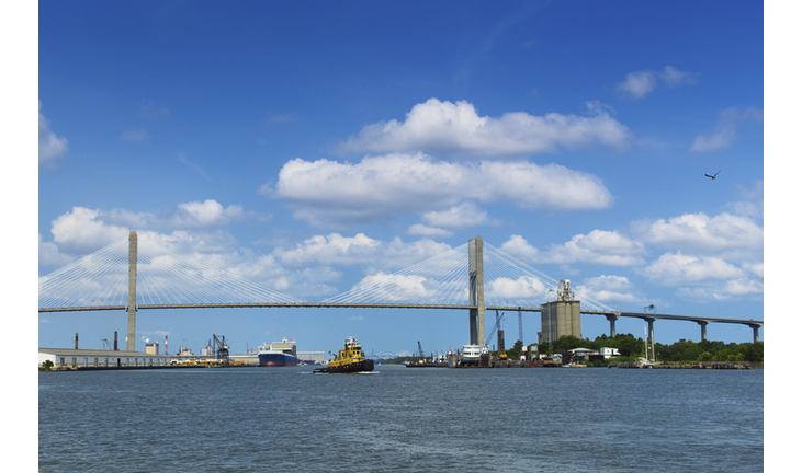 USA, Georgia, Savannah, Tamadge Bridge over Savannah River