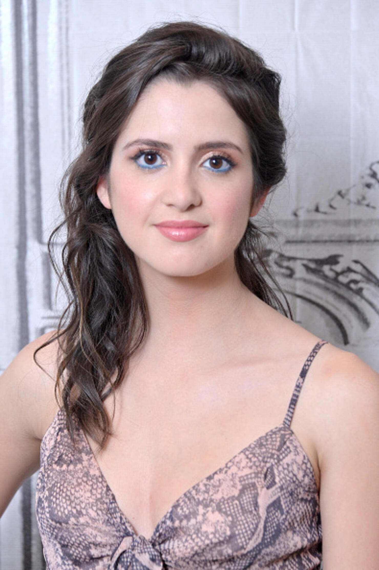Laura Marano Fuck - â™« Your Favorites Radio | All your favorite songs and artists