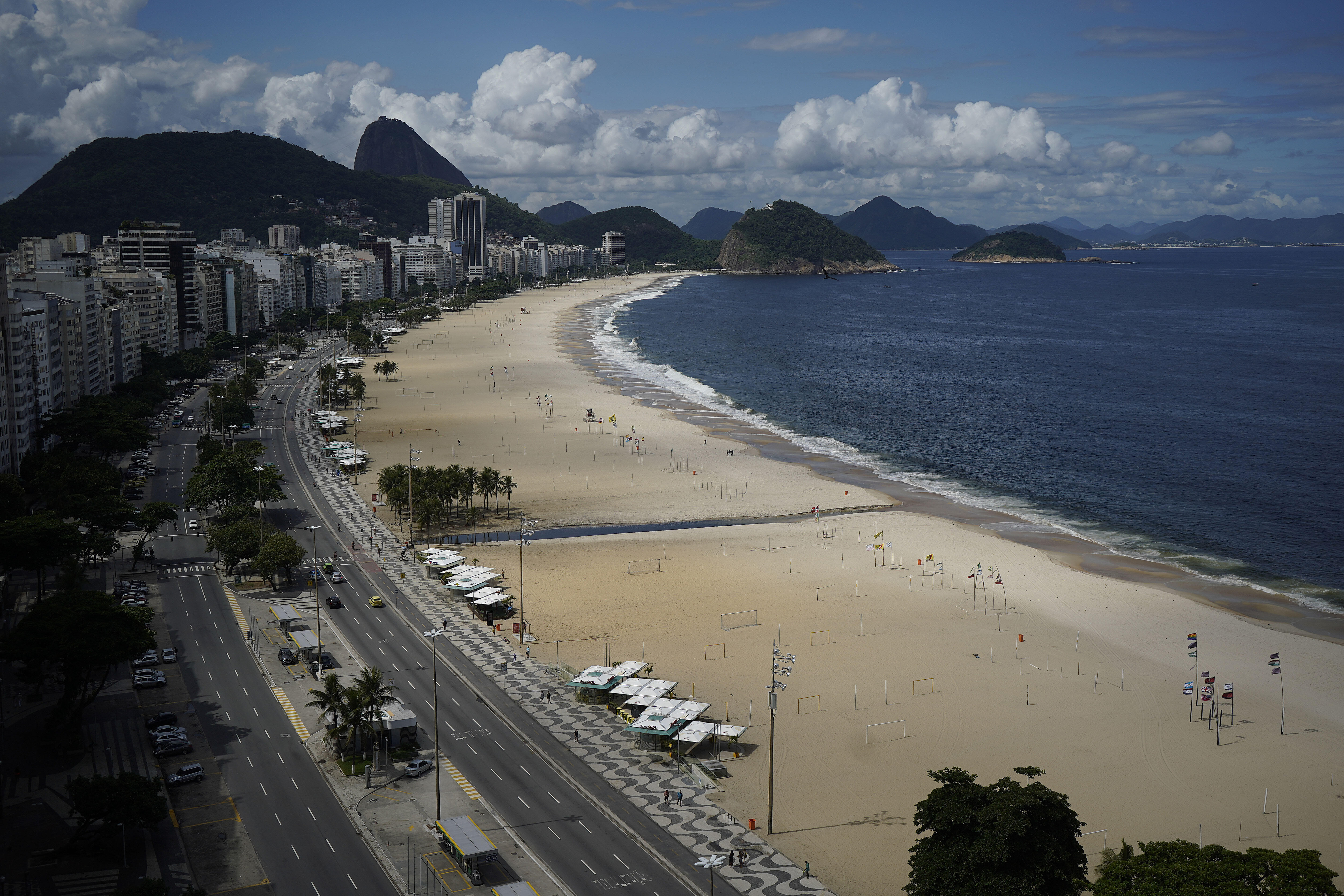 Brazilian Police Use Helicopter to Chase People Off The Beach - Thumbnail Image