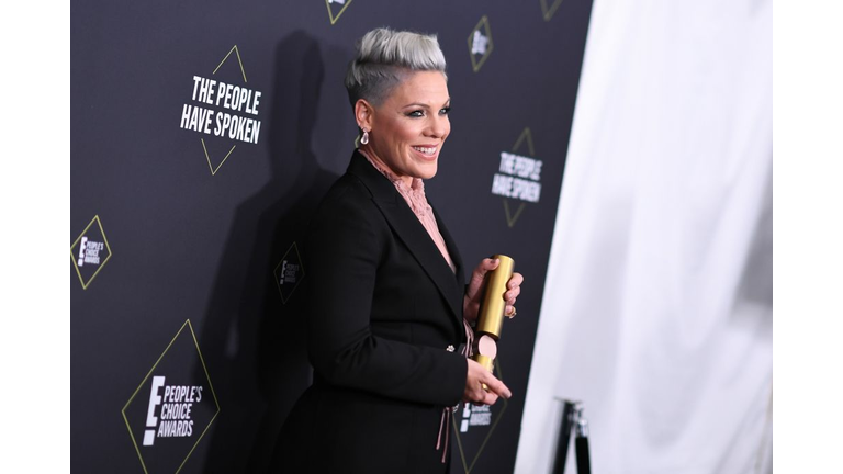 US-ENTERTAINMENT-AWARDS-PEOPLE'S CHOICE