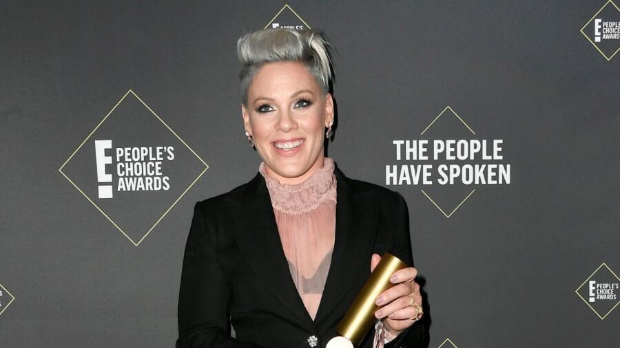 Pink Gives Herself A Drunk Haircut While Under Quarantine Iheart