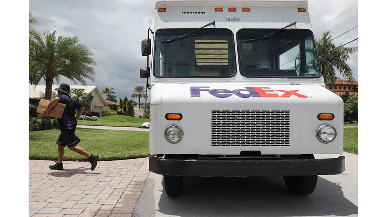 FedEx Driver Disinfects Deliveries For Kid With Autoimmune Disease