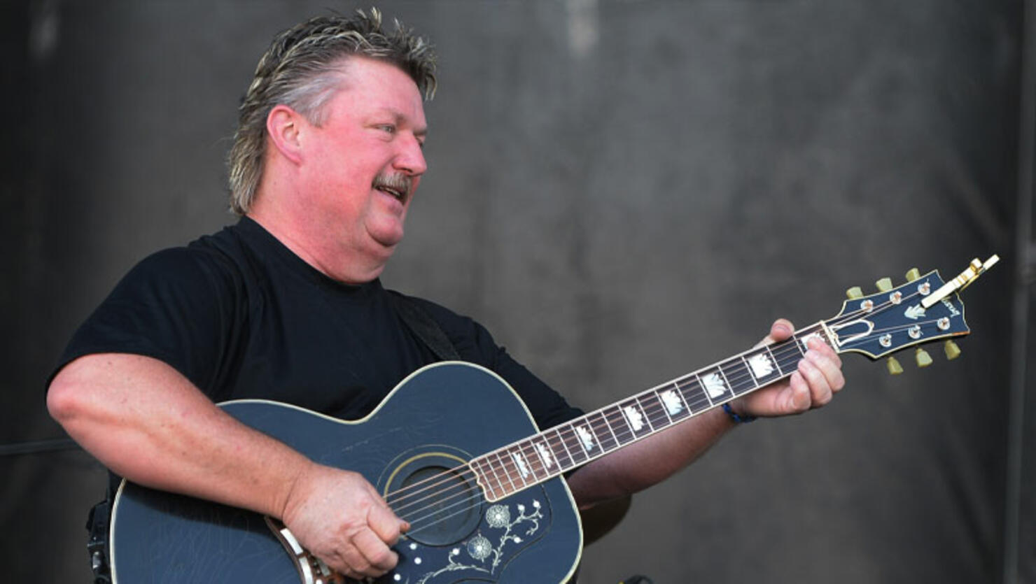 Joe diffie best sale videos youtube