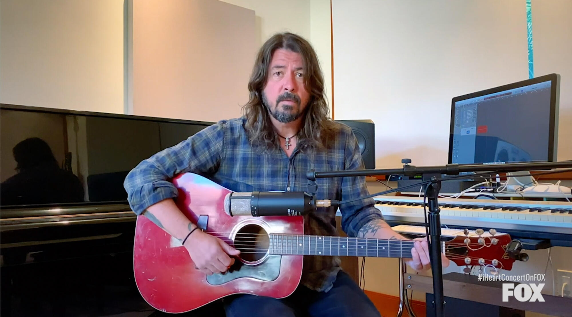 dave grohl acoustic guitar