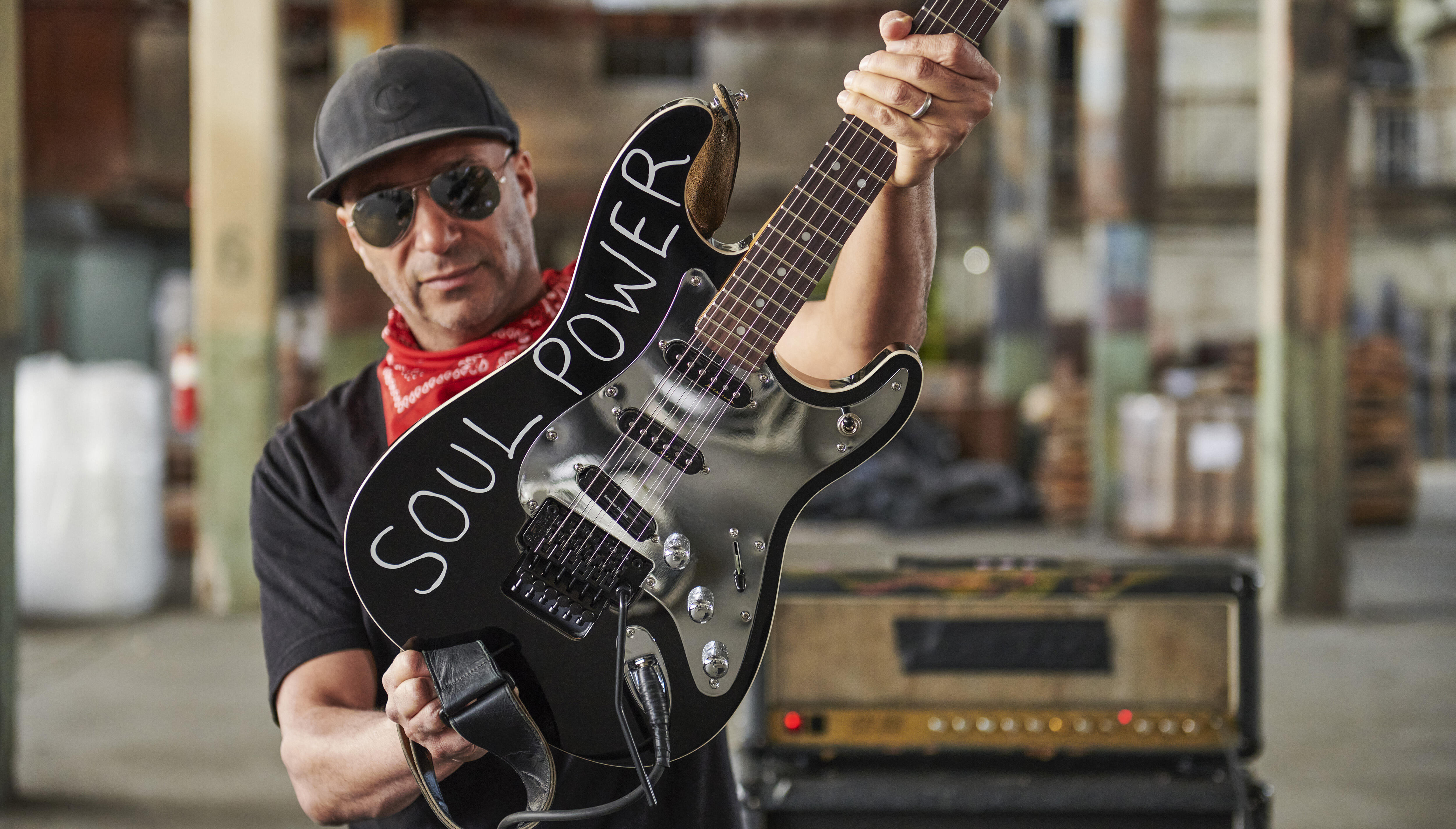 The Whole Truth Behind Tom Morello's 'Soul Power' Audioslave Guitar ...