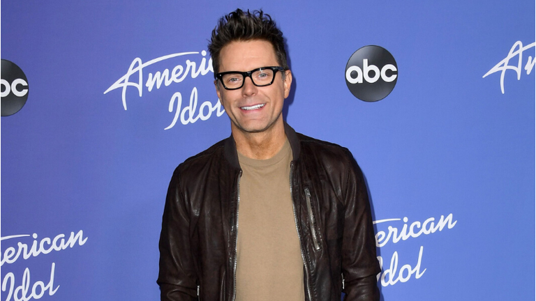 Bobby Bones To Introduce ACM Lifting Lives COVID-19 Response Fund