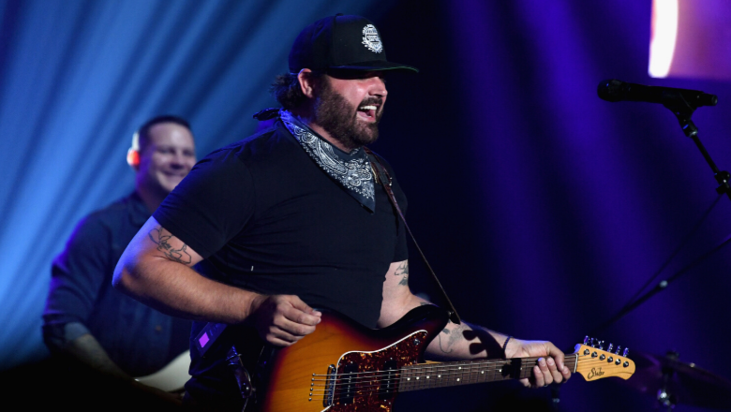 Randy Houser Tributes Kenny Rogers With 'Love Will Turn You Around'