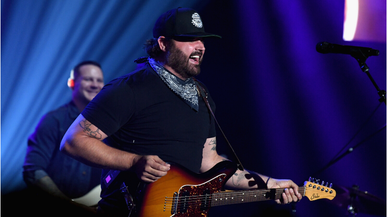 Randy Houser Tributes Kenny Rogers With 'Love Will Turn You Around'