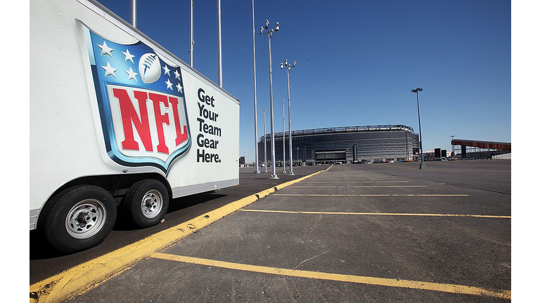 NFL Lockout Looms As Negotiations Reach Final Day