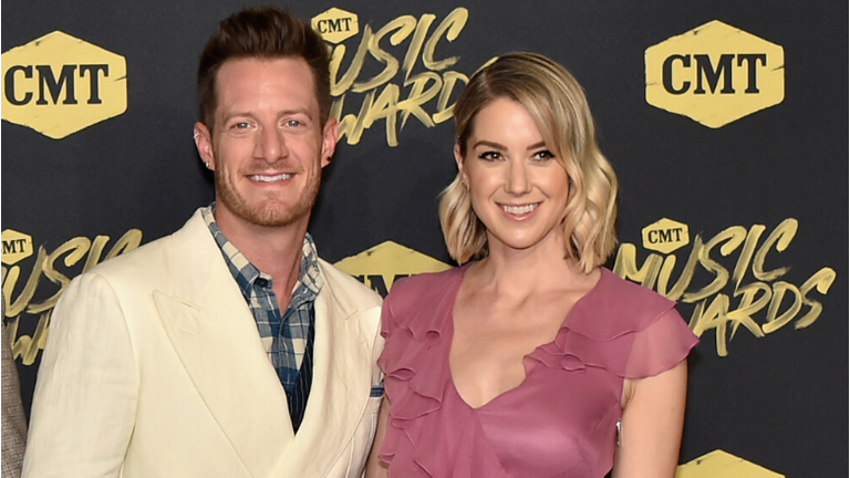 Watch Tyler Hubbard's 2-Year-Old Daughter Say Adorable Prayer For Nurses