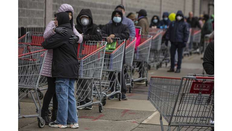 Businesses Close Stores Nationwide In Response To Coronavirus Pandemic