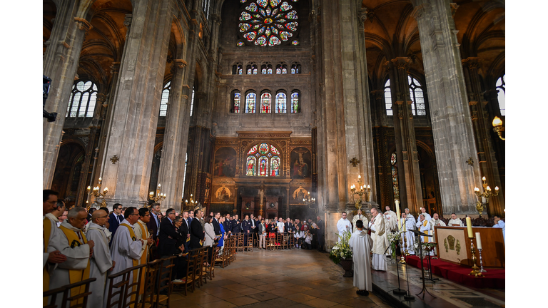 Notre Dame Easter Mass Is Held At St Eustache