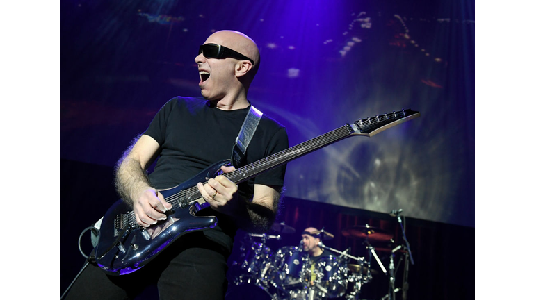 Joe Satriani on the G3 Concert Tour/ Getty Images