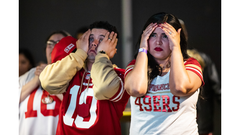 San Francisco 49ers' Fans Watch Their Team's Super Bowl LIV Match Up Against The Kansas City Chiefs