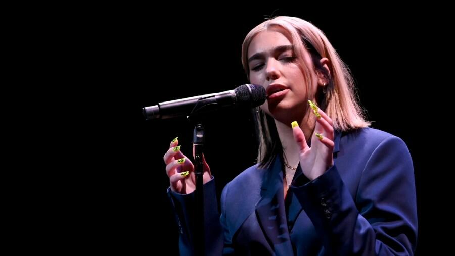 Dua Lipa Recruits Fans To Be Part Of Break My Heart Performance - break my heart roblox id dua lipa