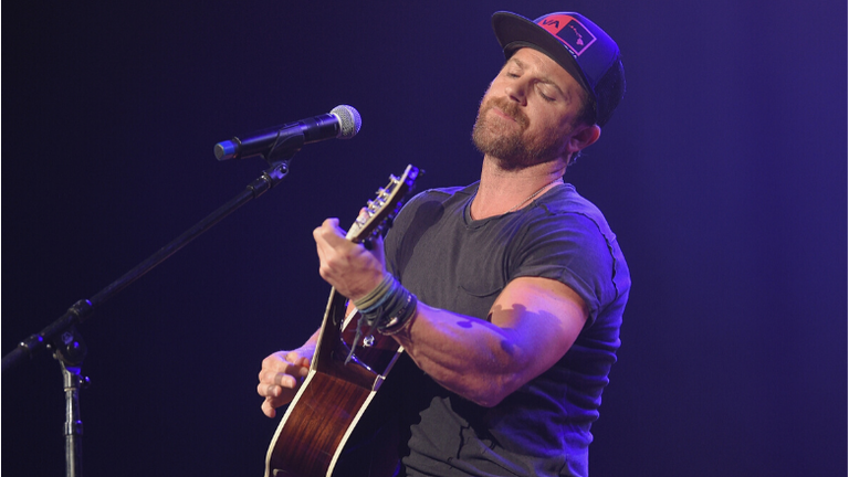 Kip Moore Embraces His Inner Outlaw In New Song, 'Southpaw'