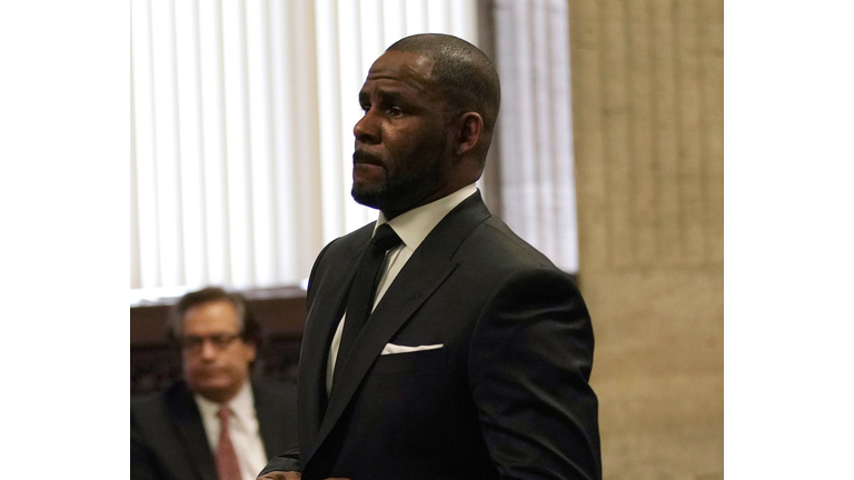 Entertainment-US-music-assault-RKelly-crime-children-celebrity