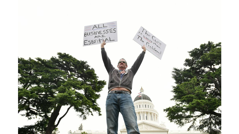 TOPSHOT-US-HEALTH-VIRUS