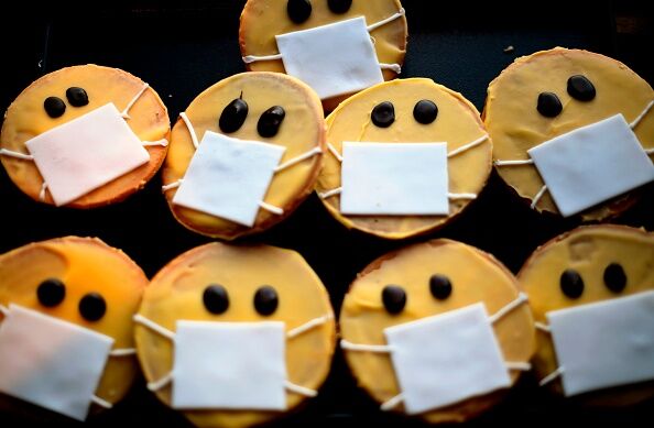 TOPSHOT-GERMANY-HEALTH-VIRUS-OFFBEAT