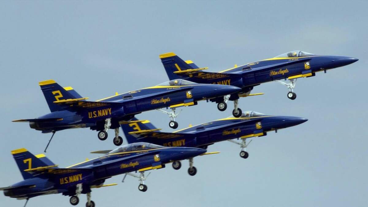 Here's the Flight Plan for the Blue Angel & Thunderbird's Flyover in