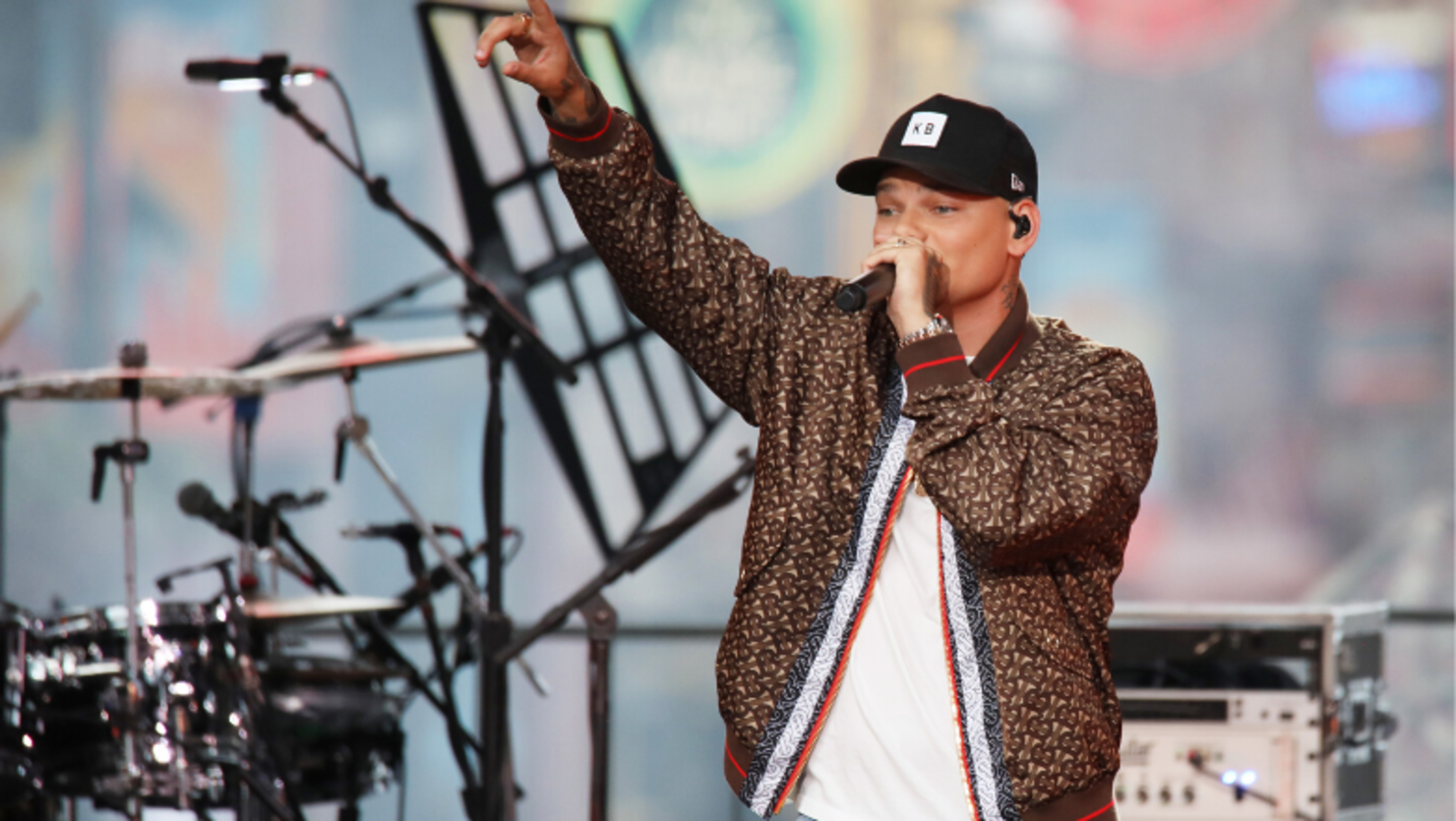 Kane Brown To Release New EP With Full Album To Follow 