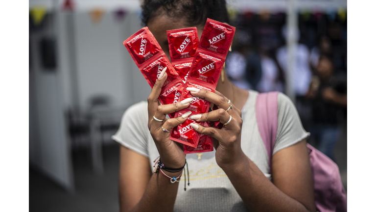 PERU-AIDS-CONDOM-FAIR