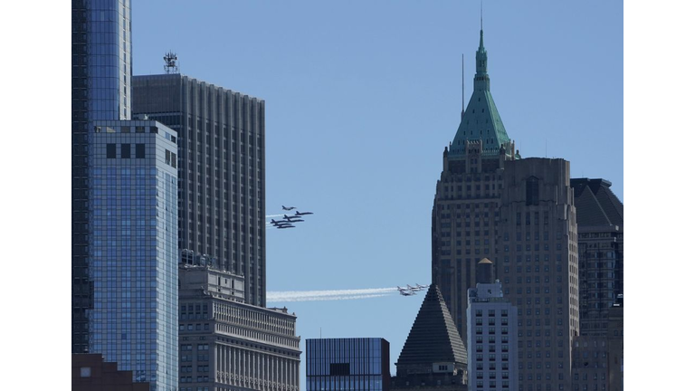 The Blue Angels and Thunderbirds fly over New York in a salute to health care workers