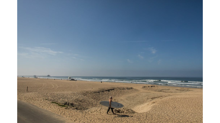 US-HEALTH-VIRUS-BEACH