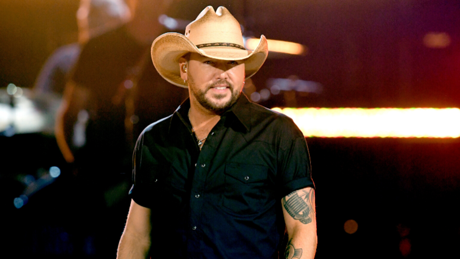 Jason Aldean Surprises Daughter Keeley With Prom At Home During Quarantine