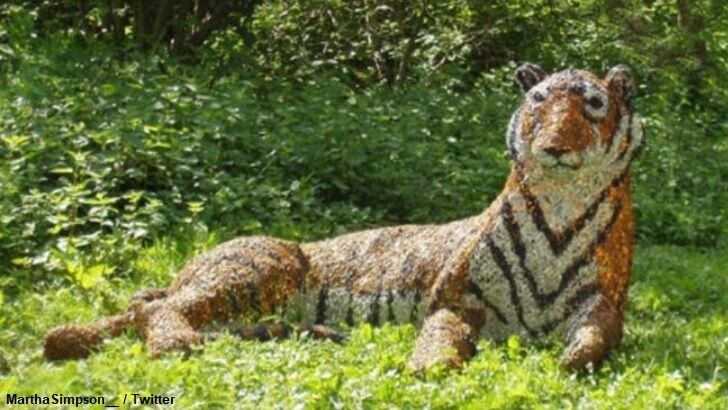 Realistic Tiger Statue Provokes Armed Police Response in England