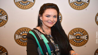 Crystal Gayle & 'Midnight in the Desert'