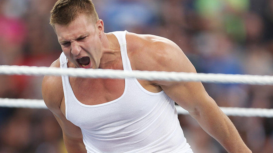 Rob Gronkowski Says He's Still WWE 24/7 Champ After Signing With The ...