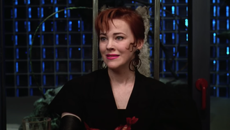  - Father And Daughter Recreate Every Character In Beetlejuice 'Day-O' Scene