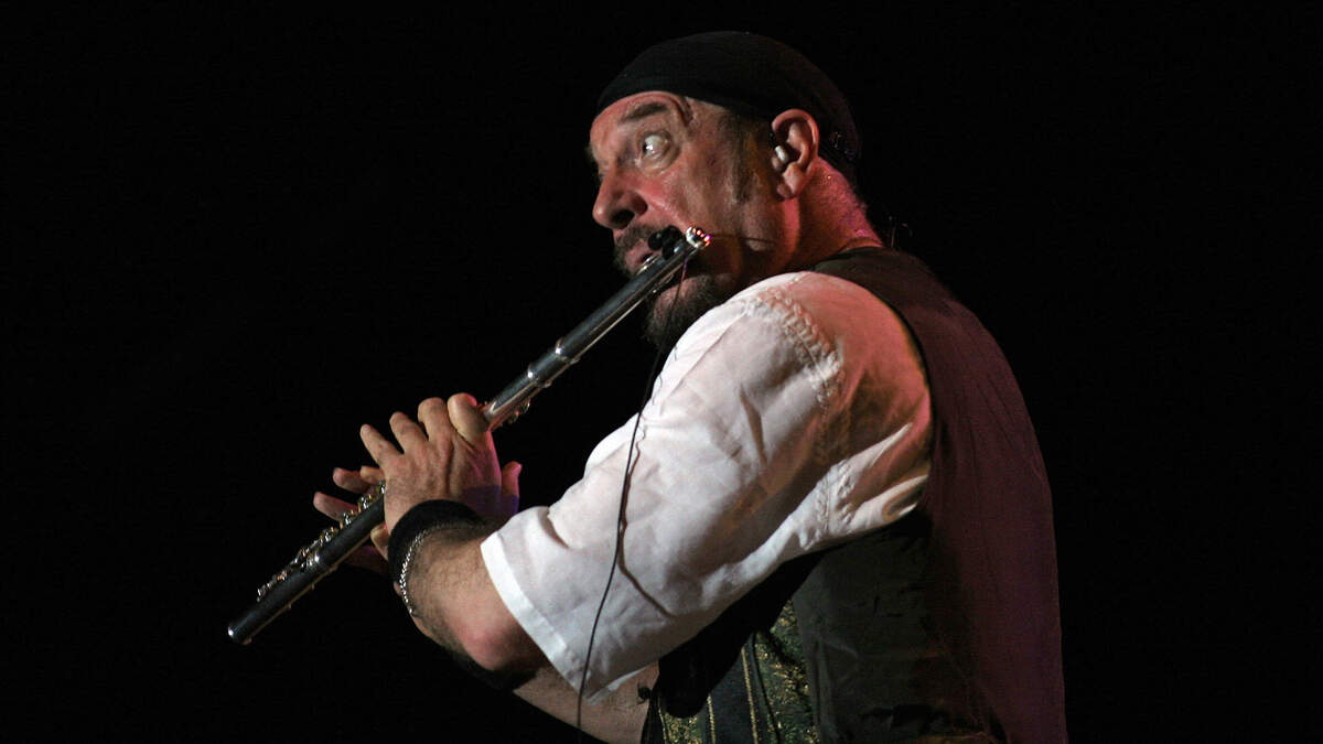 Jethro Tull's Ian Anderson suffering from lung disease COPD