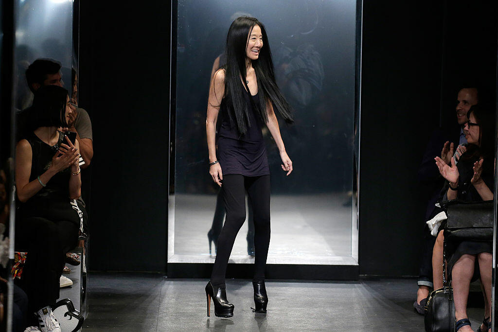 Vera Wang Shows Off Toned Body & People Are Shocked She is 70 [PHOTOS]