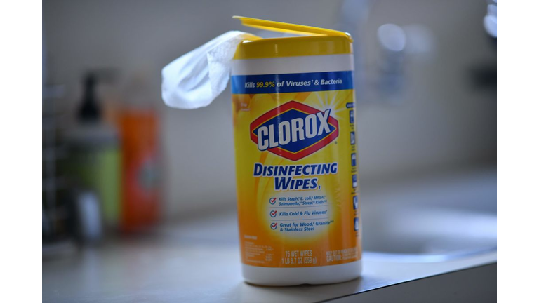 DISINFECTANT - Photo CHRIS DELMAS / Contributor