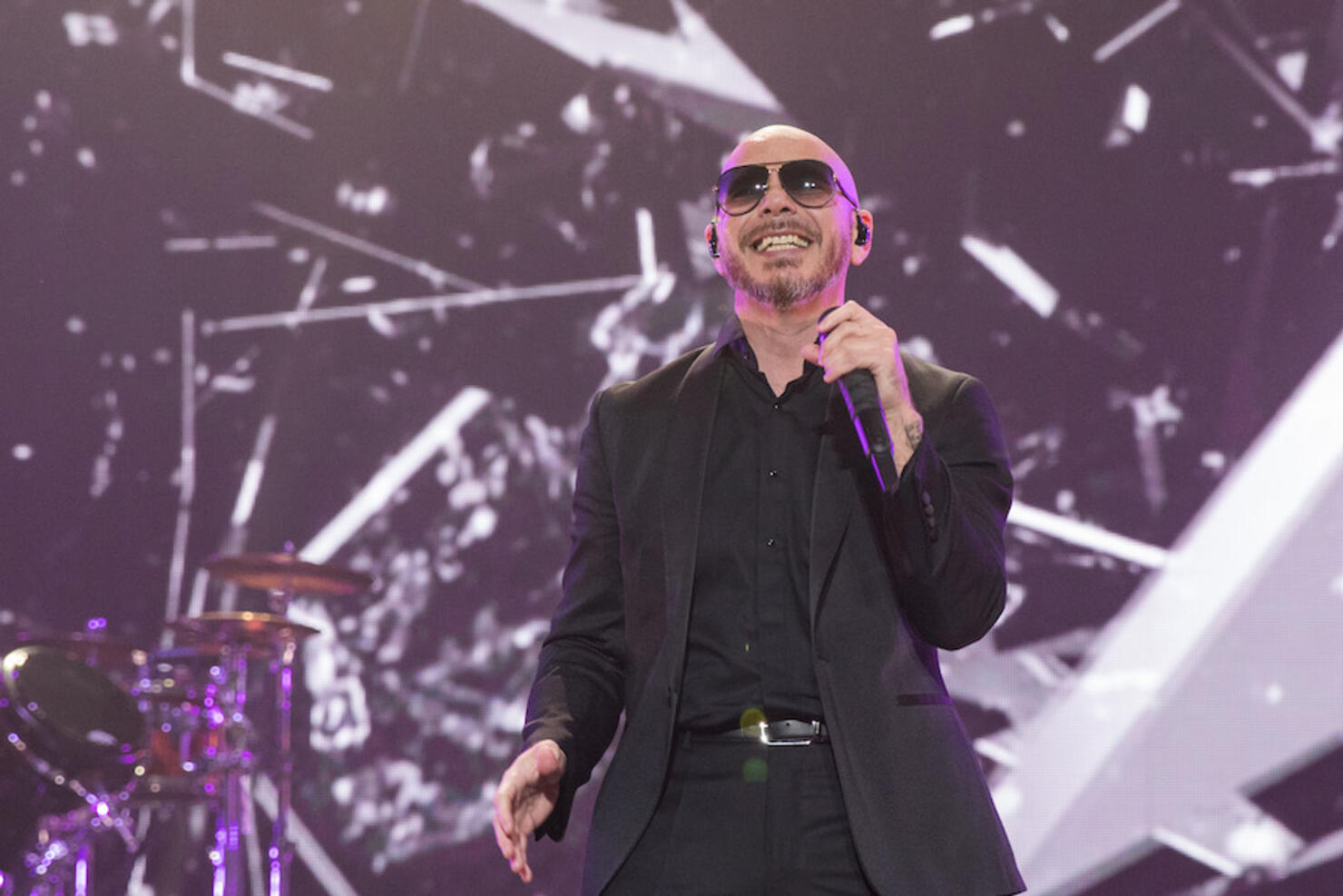 Pitbull Calls Class of 2020 'The Most Historical Class of All Time ...