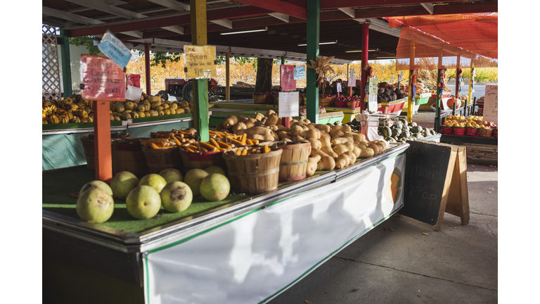 Outdoor fruit & vegetable stand in autumn