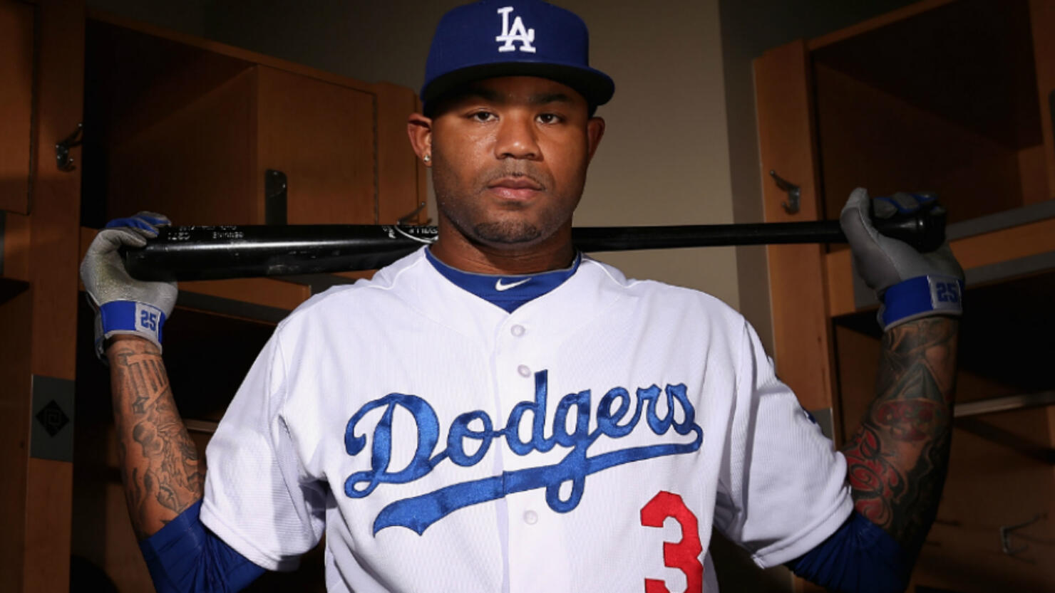 Ex-Dodgers star Carl Crawford speaks out about pool drownings