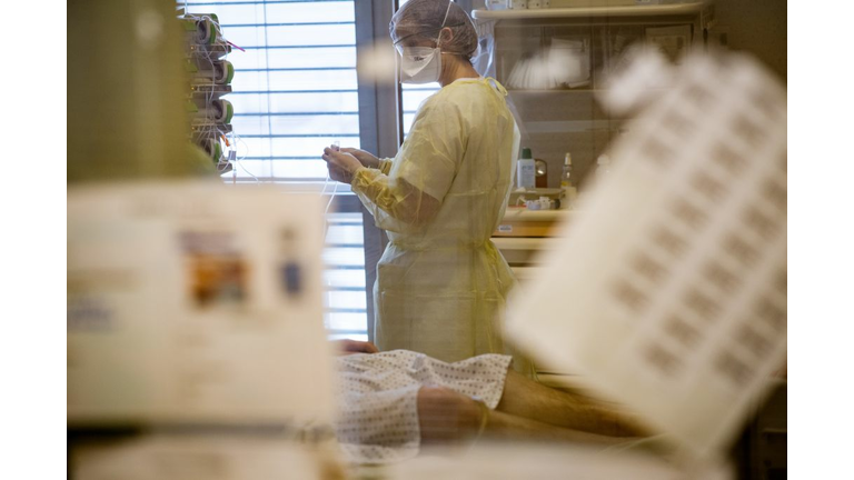 FRANCE-HEALTH-VIRUS-HOSPITAL