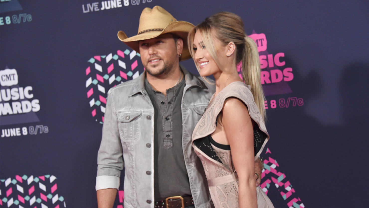 Jason Aldean Ditched His Cowboy Hat For Some Cute Photos With His Wife