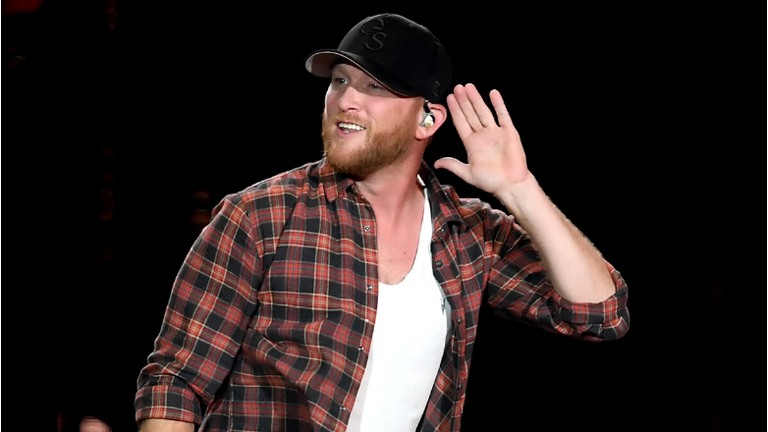 Cole Swindell Drops New Song, 'Single Saturday Night'