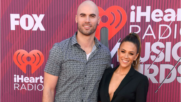 Jana Kramer And Mike Caussin To Release Relationship Self-Help Book
