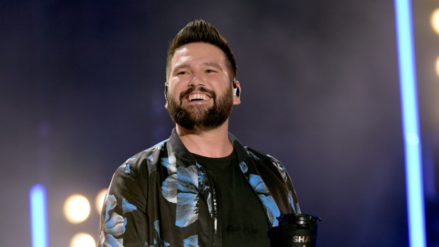 Shay Mooney Looks Unrecognizable After Shaving Beard