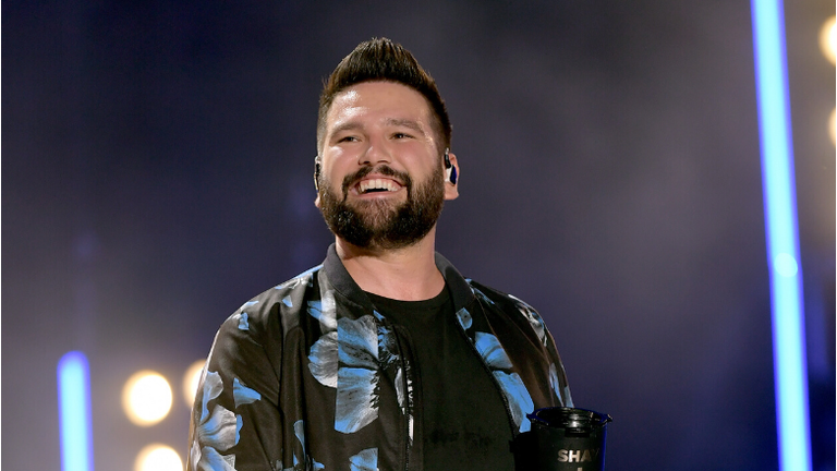 Shay Mooney Looks Unrecognizable After Shaving Beard