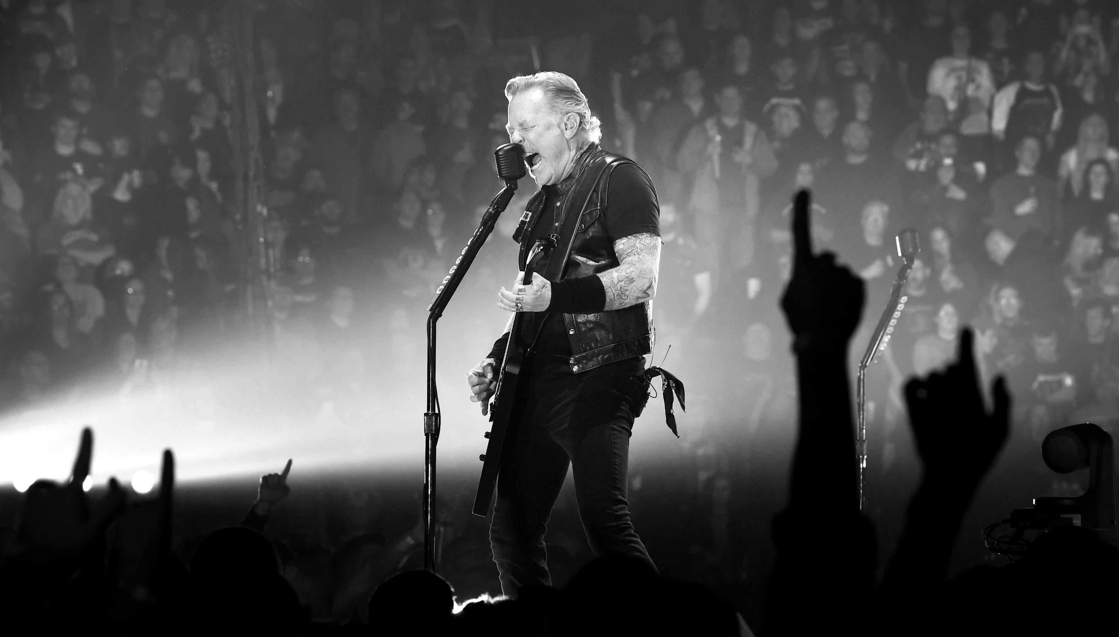 ♫ Metallica